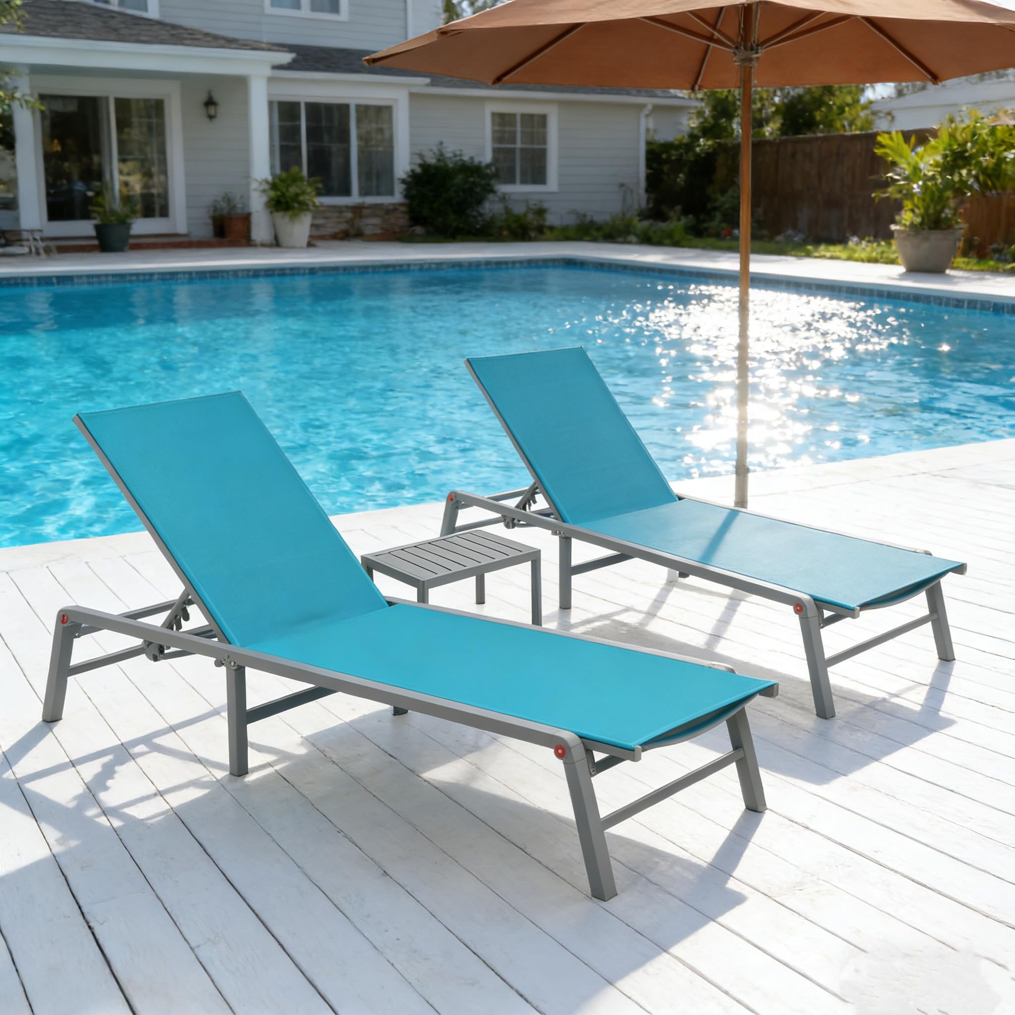 Kozyard Aluminum Outdoor Chaise Lounge Chair, Adjustable Reclining Patio Lounge with Drink Holder, Weather-Resistant Pool, Deck & Yard Recliner, Assemble-Free (1Pack, Beige)